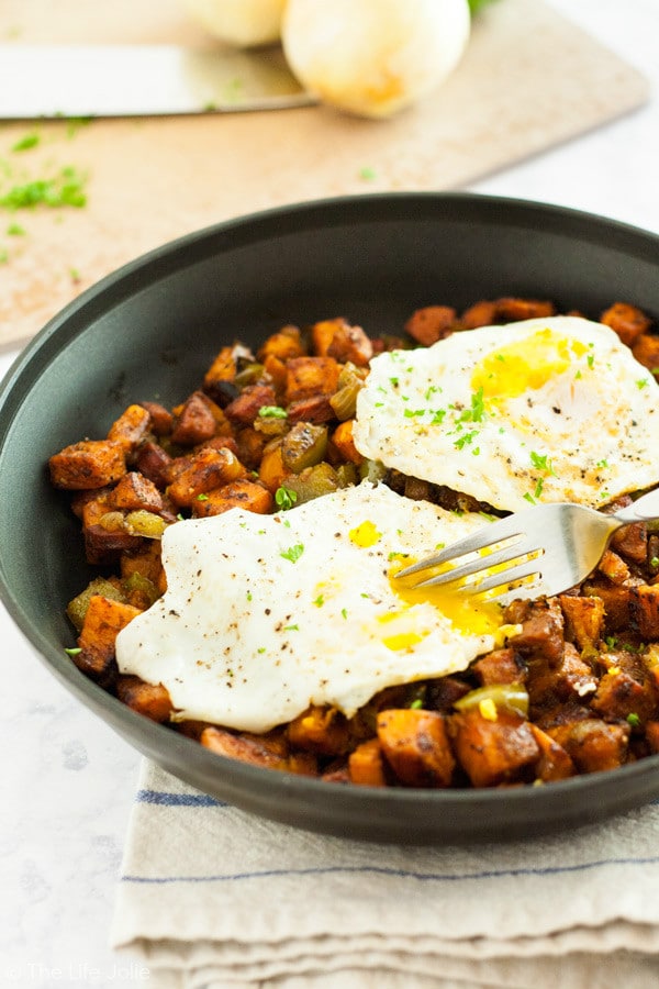 This Sweet Potato and Chorizo Hash recipe is healthy and delicious. It's really quick and simple to make and tastes even better when served with eggs! It's an easy breakfast option that reheats really well! Click on the photo to get the recipe!