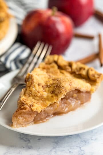 Easy Apple Pie Recipe (with Bourbon!!) - an easy take on a classic